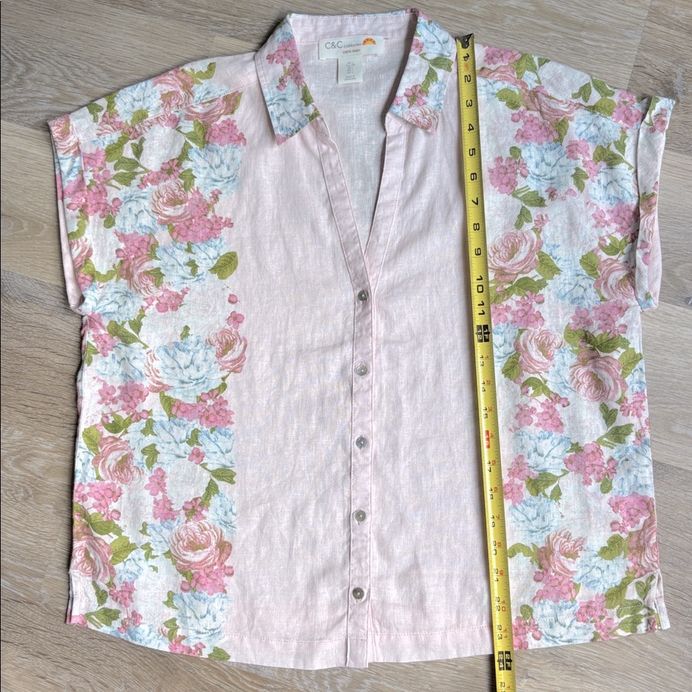 C & C California Button Up Ladies Shirt W/Collar V-Neck 100% Linen Size Large - Picture 4 of 7